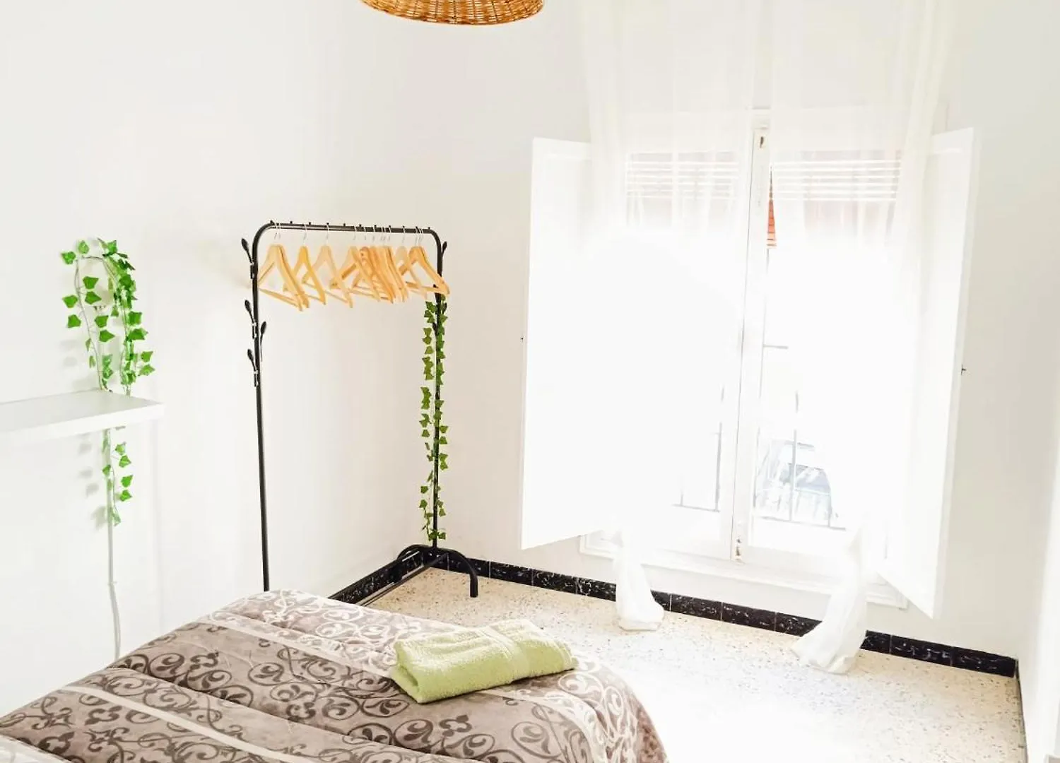 Apartamento Completo Con Patio Y Terraza - El Carpio Centro - Cordoba - Wifi Espanha