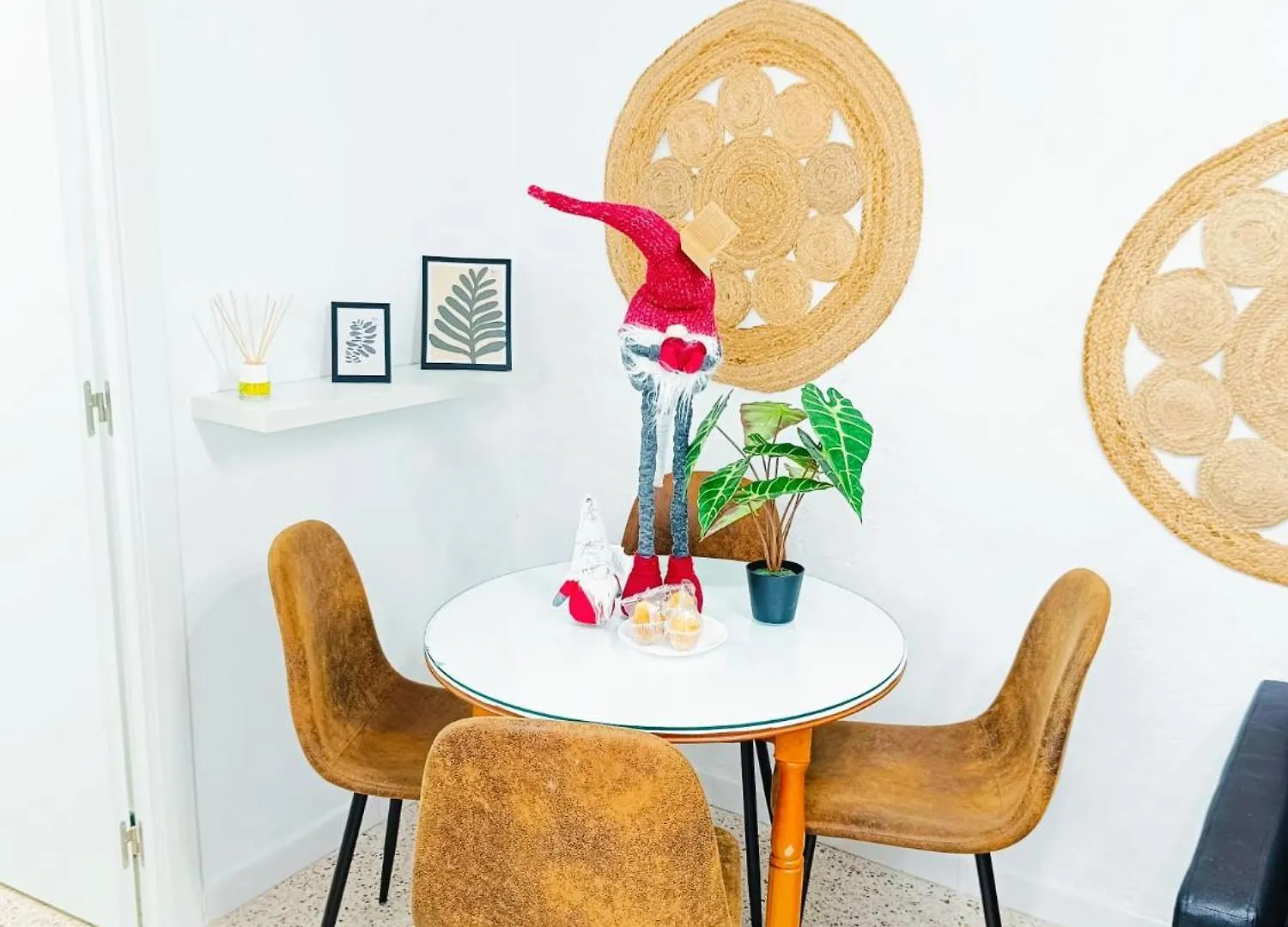 Apartamento Completo Con Patio Y Terraza - El Carpio Centro - Cordoba - Wifi